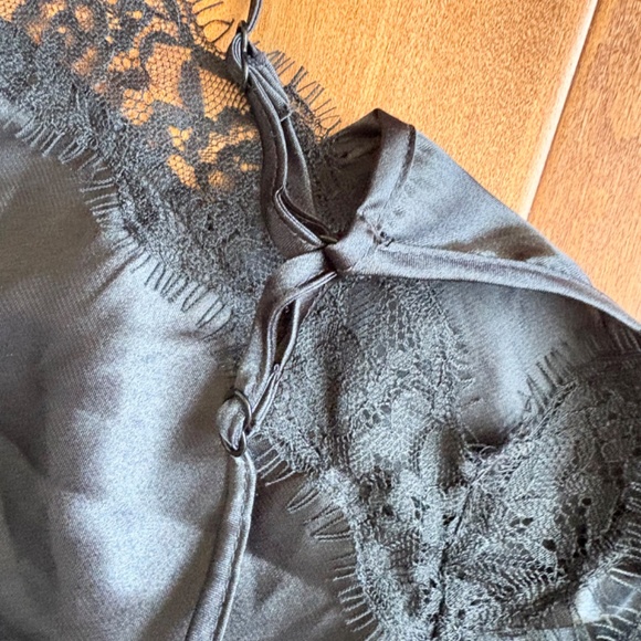Victoria's Secret Black Satin Cami Slip Nightgown L - Picture 4 of 8
